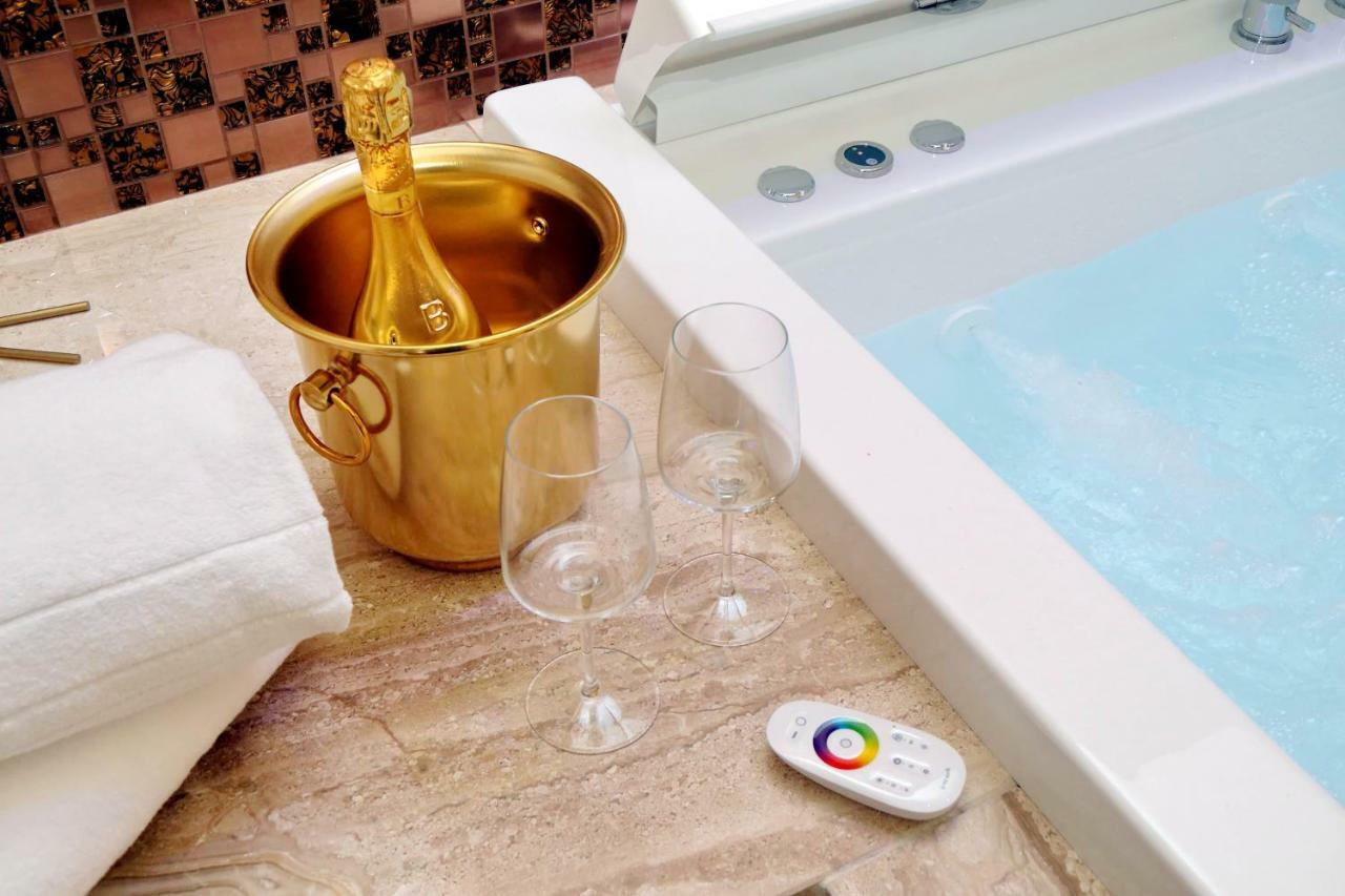 Gæstehus Spanish Diamond Luxury & Jacuzzi 2*